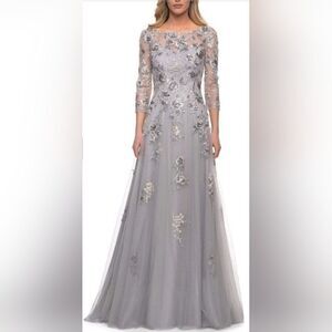 La Femme 29825 Metallic Sequin & Lace A-Line Gown NWOT size 2 Silver